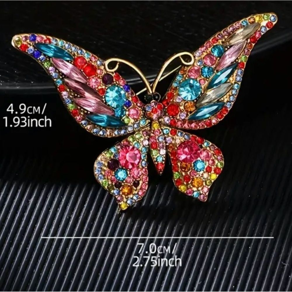 🦋 NEW Stunning colorful crystal butterfly brooch 🦋
